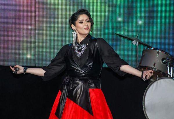 Азербайджанская певица стала первой на международном конкурсе