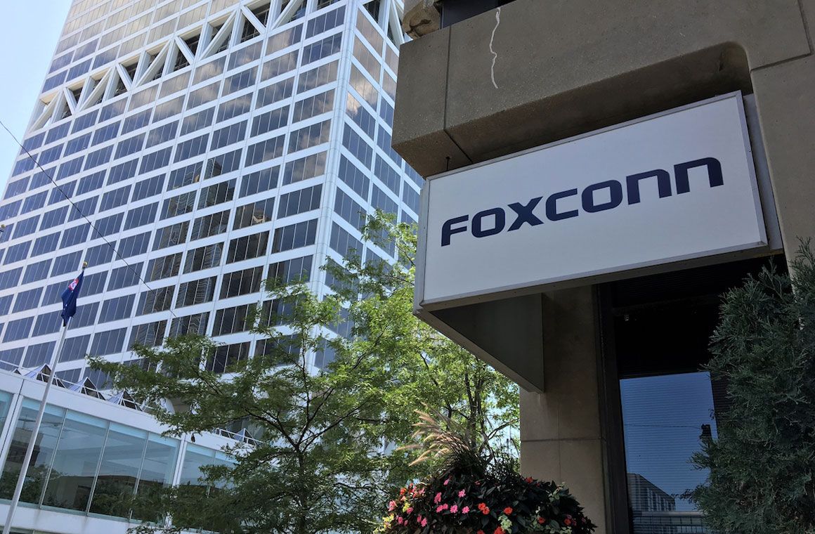 Foxconn aims to resume half China production by end-February
