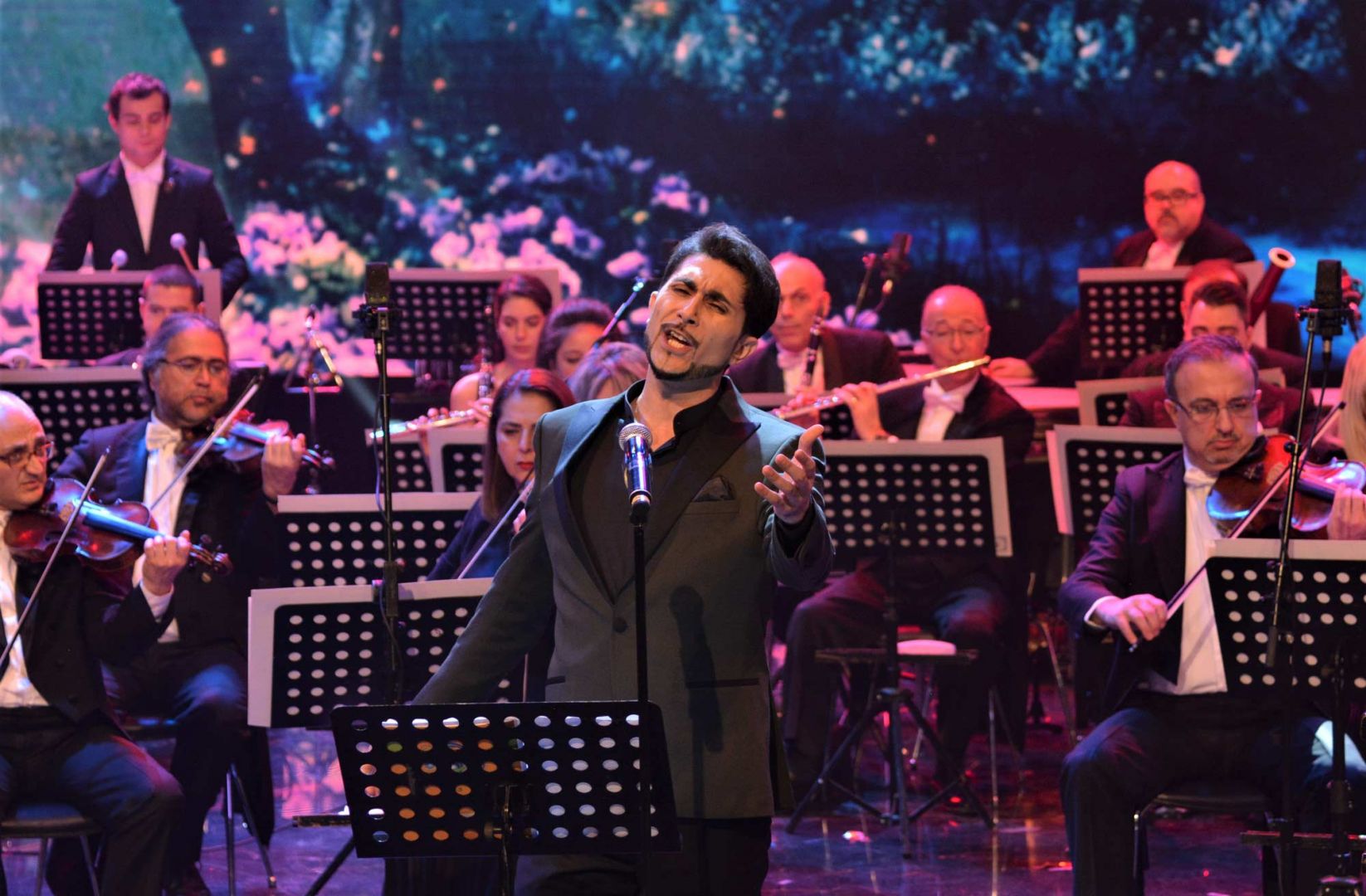 Одна из самых красивых певиц Азербайджана отмечена ТЮРКСОЙ (ВИДЕО, ФОТО)