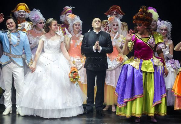 Азербайджанская "Золушка" с триумфом представлена в Москве с 3D технологиями  (ВИДЕО, ФОТО)