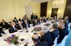 Ilham Aliyev attends Energy Security round table at Munich Security Conference (PHOTO)