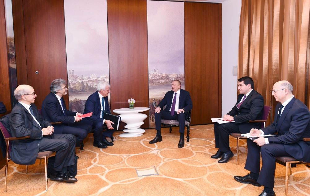 Президент Ильхам Алиев встретился с генеральным исполнительным директором компании Leonardo (ФОТО)