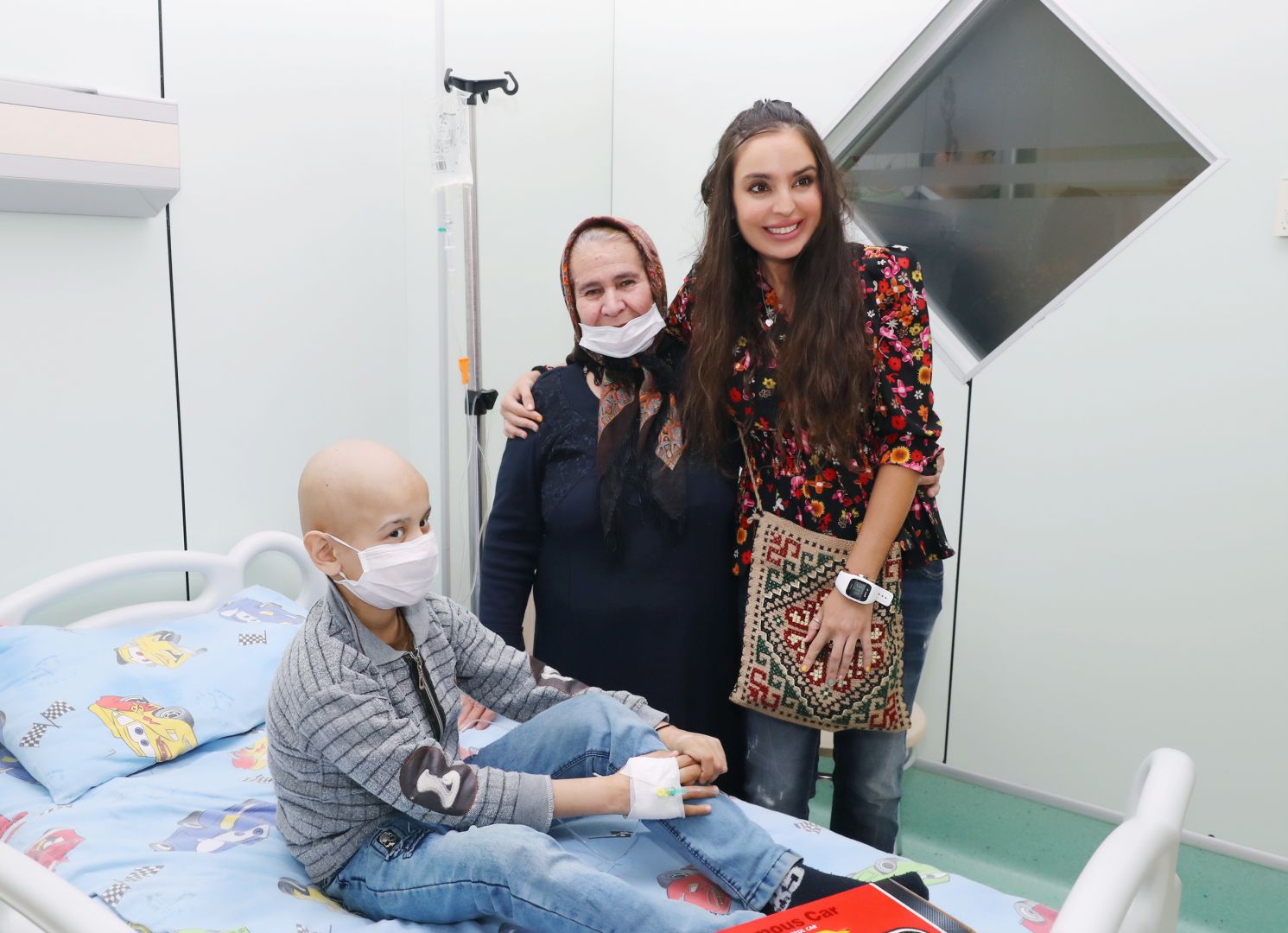 Вице-президент Фонда Гейдара Алиева Лейла Алиева встретилась с детьми, страдающими онкологическими заболеваниями (ФОТО)