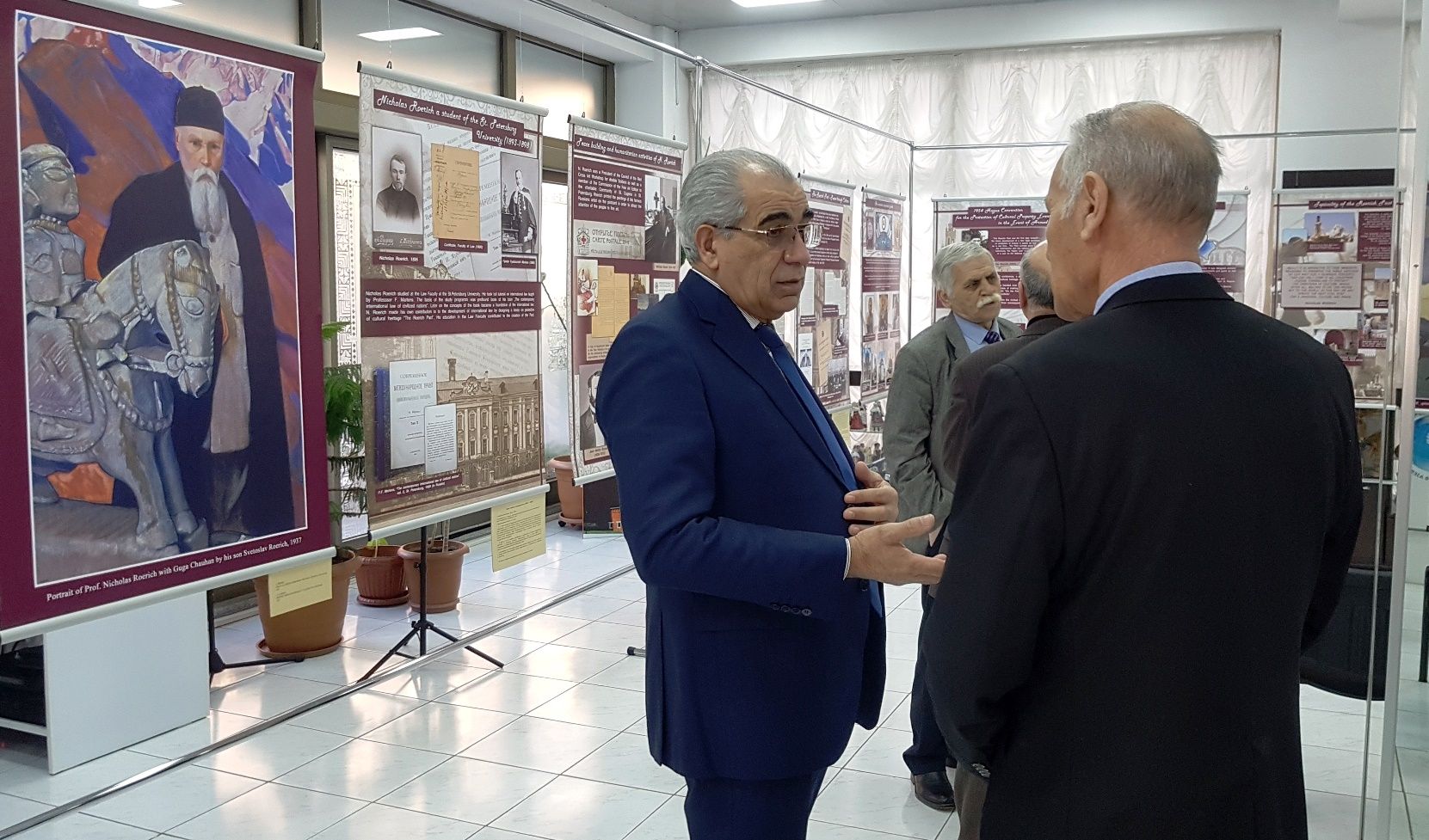 Защита культурного наследия во время вооруженных конфликтов.  Пакт Рериха в Баку (ФОТО)