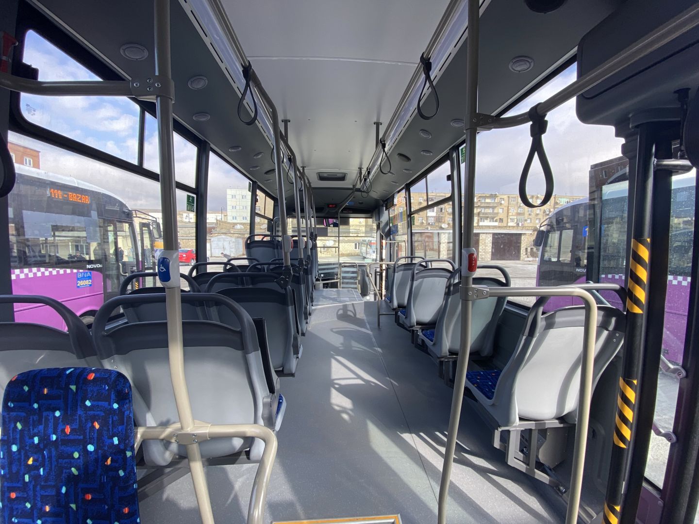В Баку обновляются автобусы на еще одном маршруте (ФОТО)