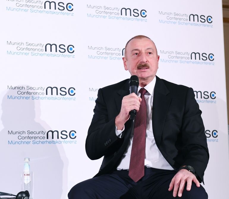 Президент Ильхам Алиев преподал урок Пашиняну