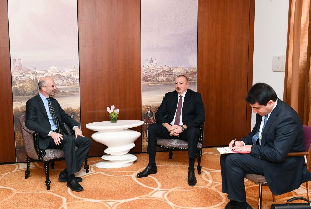 Президент Ильхам Алиев встретился в Мюнхене с президентом и генеральным исполнительным директором Международной кризисной группы (ФОТО)
