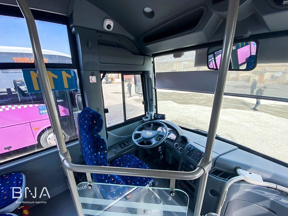 На еще одном маршруте в Баку появятся новые автобусы (ФОТО)