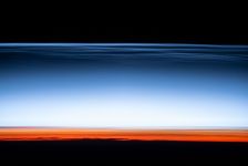 "Край космоса": НАСА показало, как выглядят самые высокие облака (ФОТО)