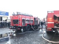 В Баку горит торговый центр "Садарак" (ФОТО)