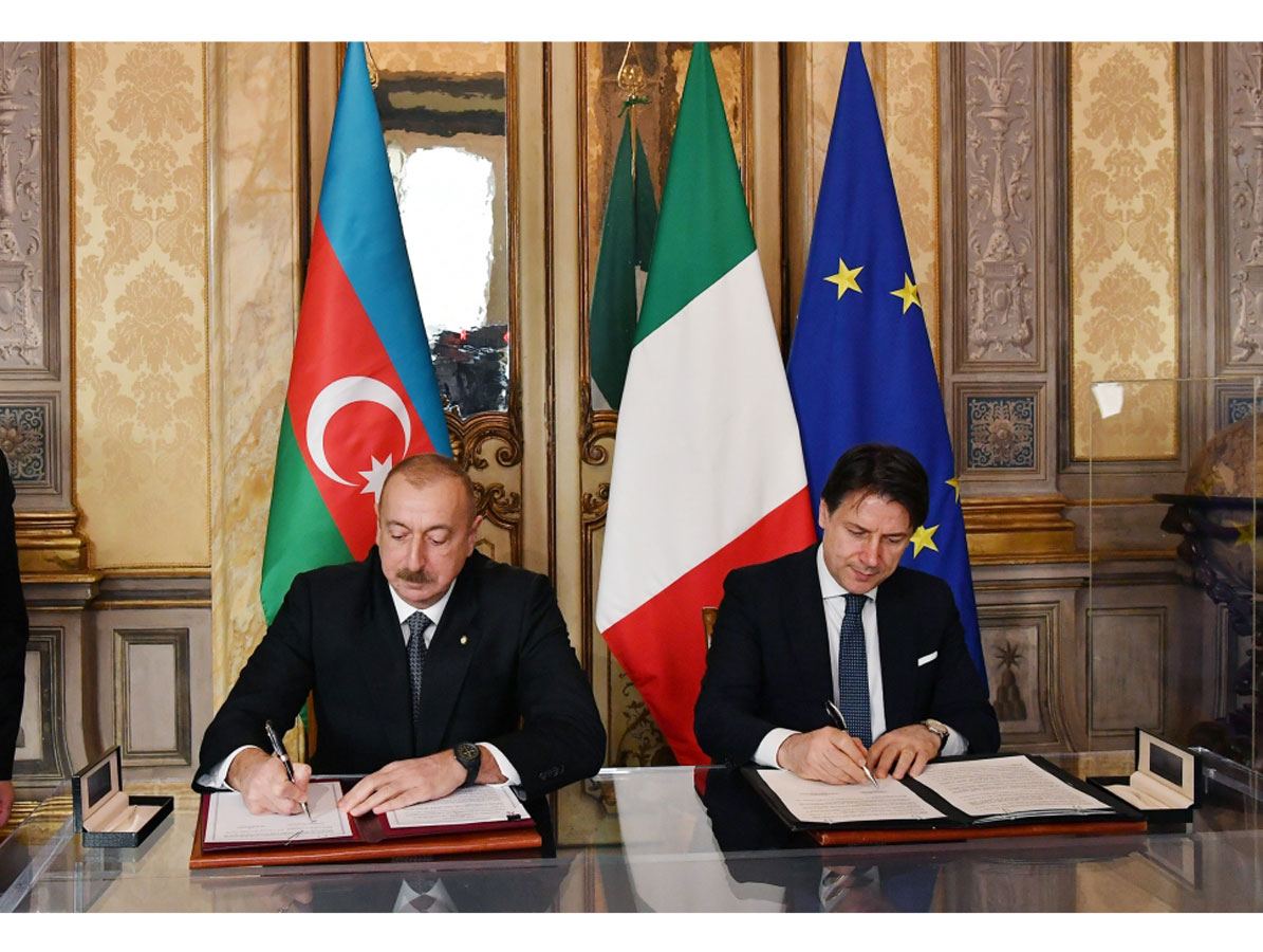 Состоялся обмен азербайджано-итальянскими документами (ФОТО)
