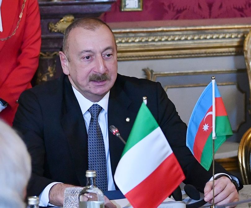 Azerbaijani President Ilham Aliyev, Italian President Sergio Mattarella hold expanded meeting (PHOTO)
