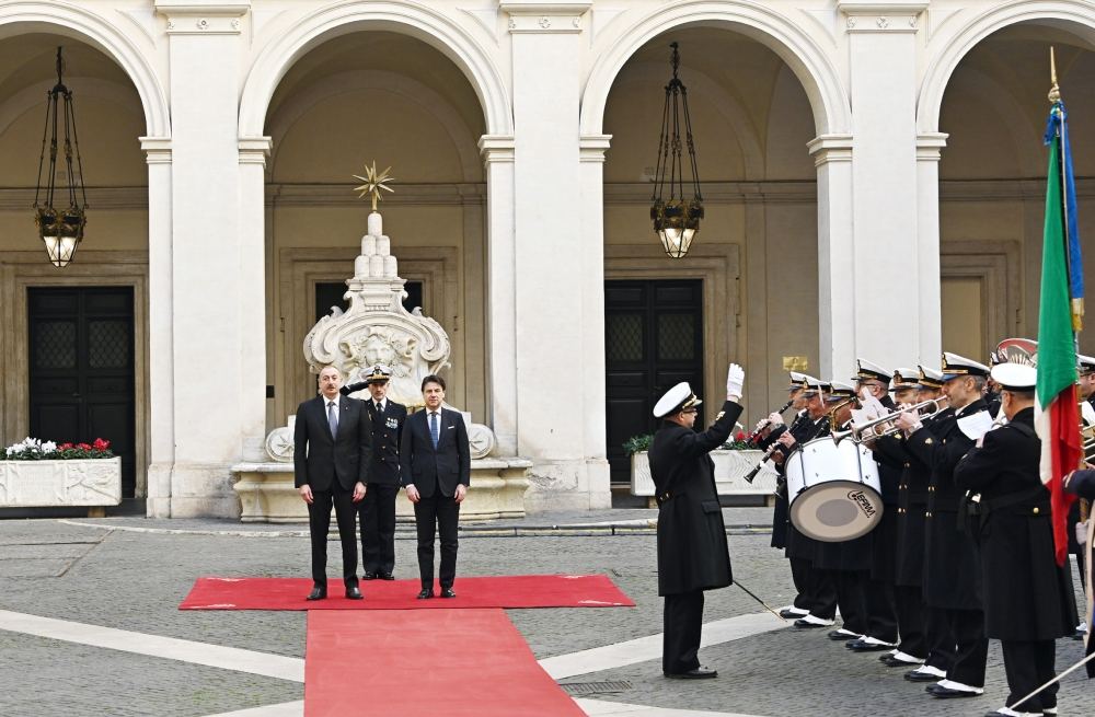 Состоялась встреча Президента Ильхама Алиева с председателем Совета министров Италии Джузеппе Конте (ФОТО)