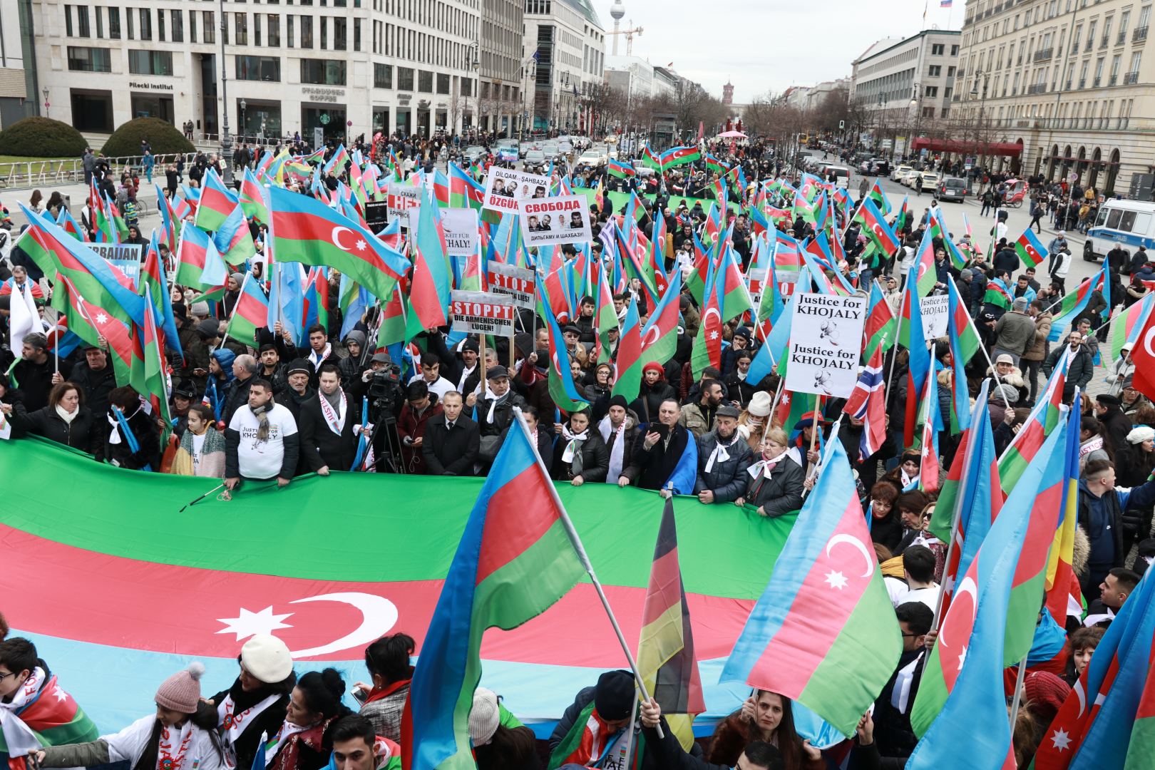 В Берлине прошел Общеевропейский Карабахский митинг (ФОТО)