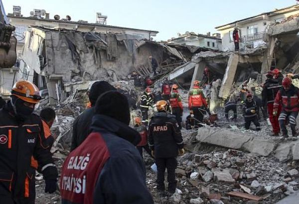 Число погибших в результате землетрясение в Измире увеличилось до 36 человек (Обновлено)
