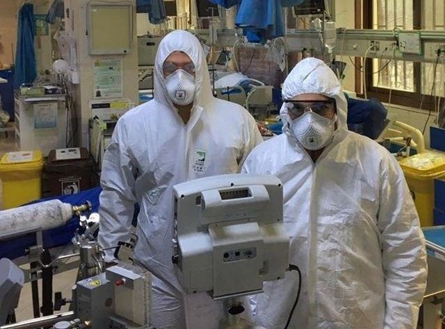 В Иране 300 медработников заразились коронавирусом