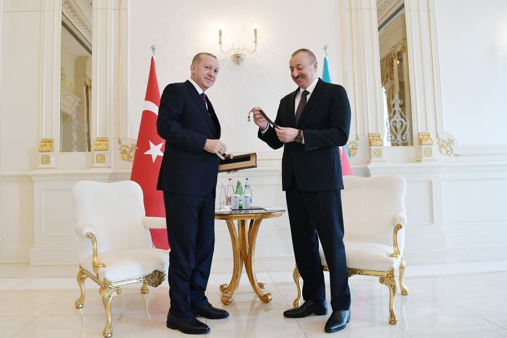 Состоялась встреча Президентов Азербайджана и Турции один на один (ФОТО)