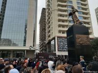 Azerbaijani public commemorates Khojaly genocide victims (PHOTO)