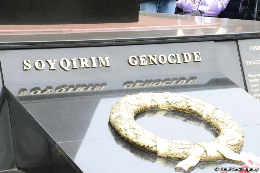 Azerbaijani public commemorates Khojaly genocide victims (PHOTO)