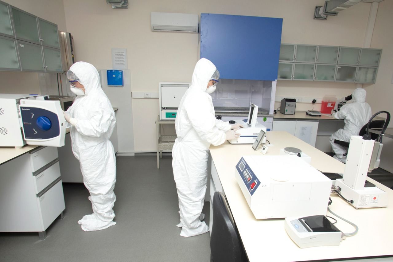 Azərbaycanda biotəhlükəsizlik laboratoriyaları regionlarda da fəaliyyət göstərir (FOTO)