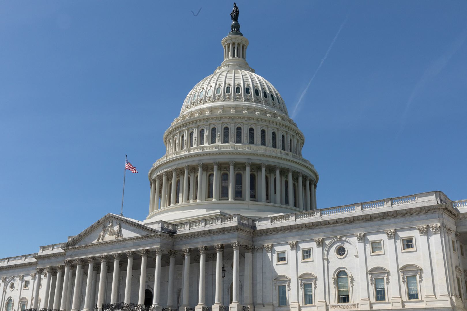 Палата представителей США одобрила бюджет на 2021 финансовый год и пакет экономических мер