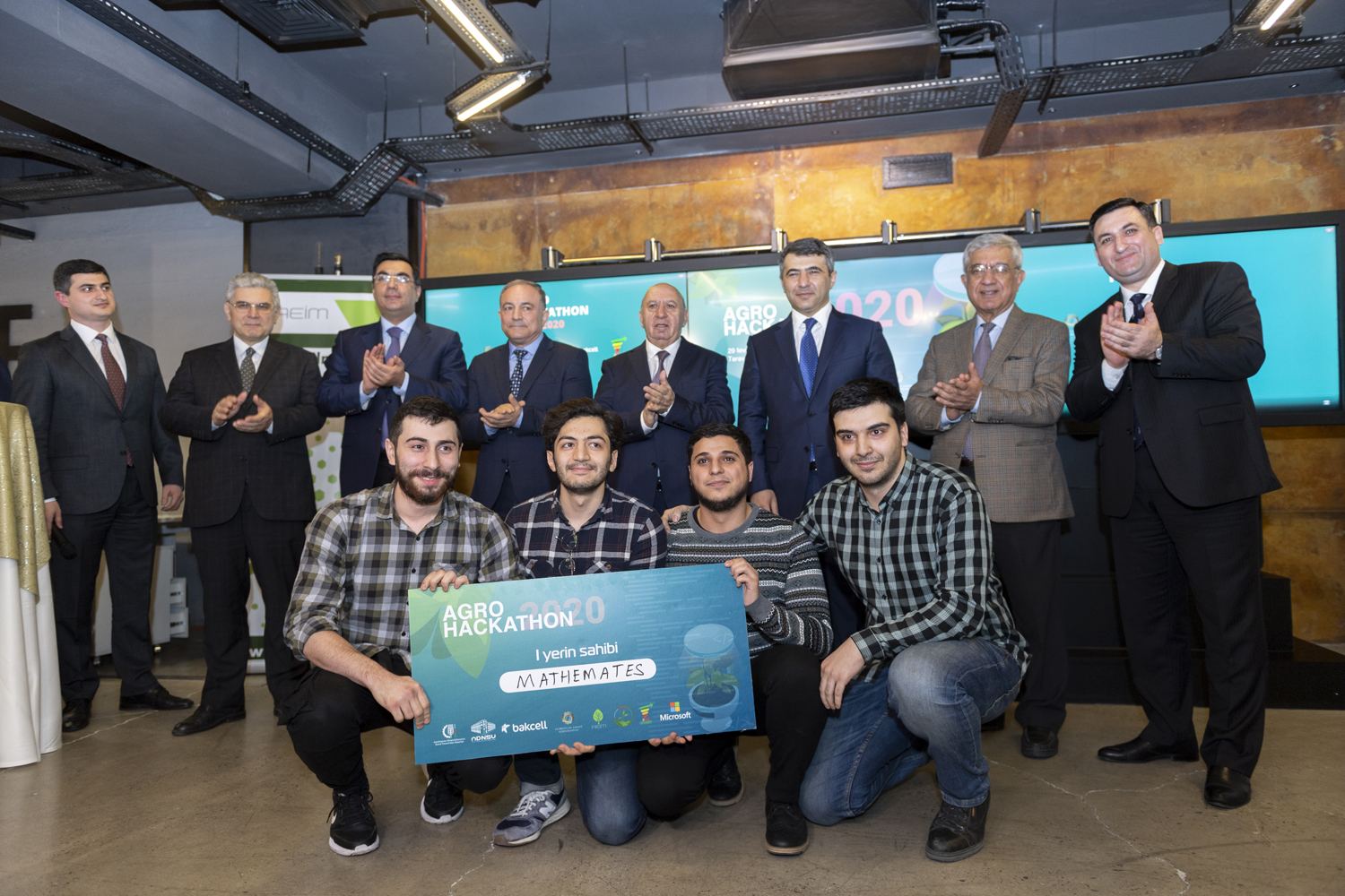 В Баку проведена церемония награждения победителей конкурса стартапов AgroHackathon-2020 (ФОТО)