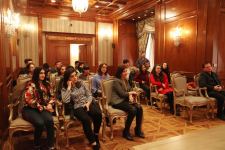Впервые азербайджанский театр будет сотрудничать с волонтерами (ФОТО)