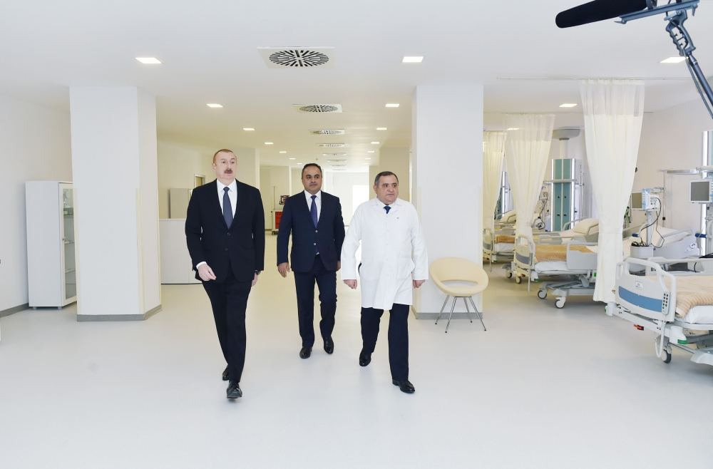 Президент Ильхам Алиев принял участие в открытии Геранбойской районной центральной больницы (ФОТО) (Версия 2)