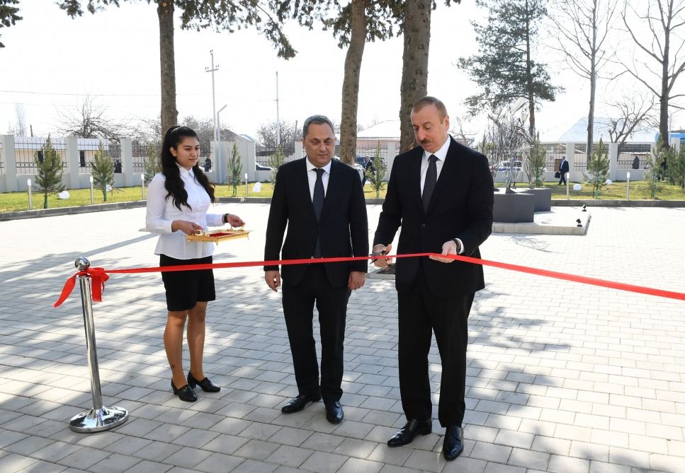 Prezident İlham Əliyev Tovuzda Azərbaycan Aşıq Sənəti Dövlət Muzeyinin açılışında iştirak edib (FOTO) (YENİLƏNİB)