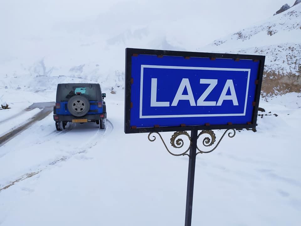 Art Zone среди заснеженных горных вершин Азербайджана (ФОТО)