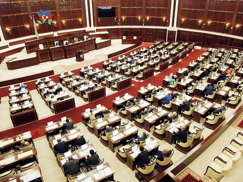 Началось очередное пленарное заседание парламента Азербайджана