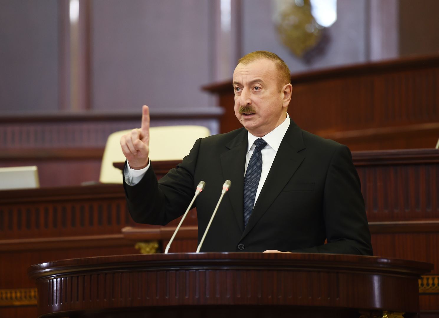 Президент Ильхам Алиев принял участие  в первом заседании парламента  VI созыва (ФОТО/ВИДЕО)