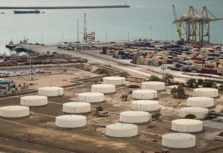 Volume of loaded/unloaded cargo in Iran’s Shahid Rajaee port declines