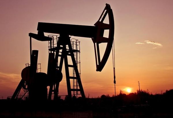 Azerbaijan names top 10 oil importers