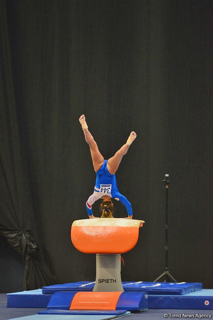 Bakıda idman gimnastikası üzrə Dünya Kubokunun birinci günü start götürüb (FOTO)