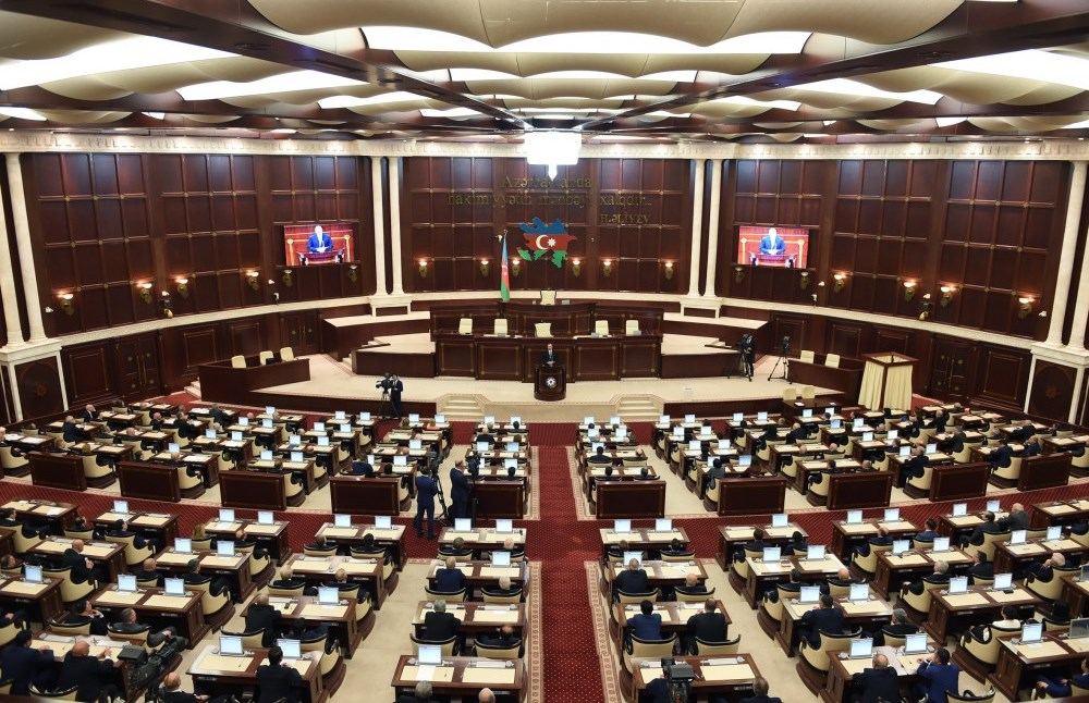 Extraordinary session of Azerbaijani Parliament ends