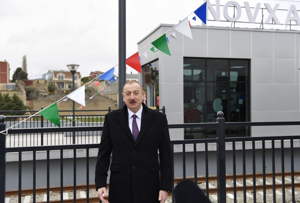 Prezident İlham Əliyev Abşeron dairəvi dəmir yolunun Pirşağı-Görədil-Novxanı-Sumqayıt hissəsinin yenidənqurmadan sonra açılışında iştirak edib (FOTO) - Gallery Image