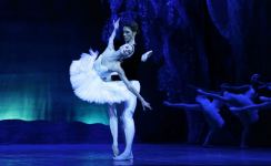 Ангелина Влашинец: У нас в Большом театре концовка балета трагическая, а в Баку – позитивная (ФОТО)