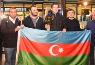 Azərbaycan şahmatçıları FİDE rəhbərliyindən Teymur Rəcəbovu iştirakçılar sırasında qaytarmağı xahiş edib (FOTO)