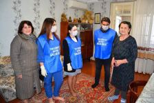 В Азербайджане волонтеры ПЕА оказывают социальную помощь пожилым гражданам (ФОТО)