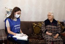 В Азербайджане число обеспеченных социальными услугами на дому одиноких пожилых людей достигло 12 тысяч (ФОТО)