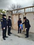 Xızı polisi yaşlı insanlara ərzaq yardımı edib (FOTO)