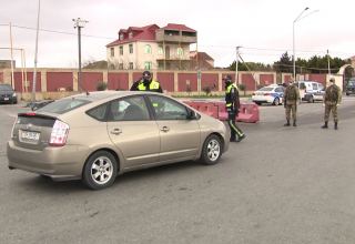 В Баку за нарушение режима карантина оштрафованы 1499 водителей