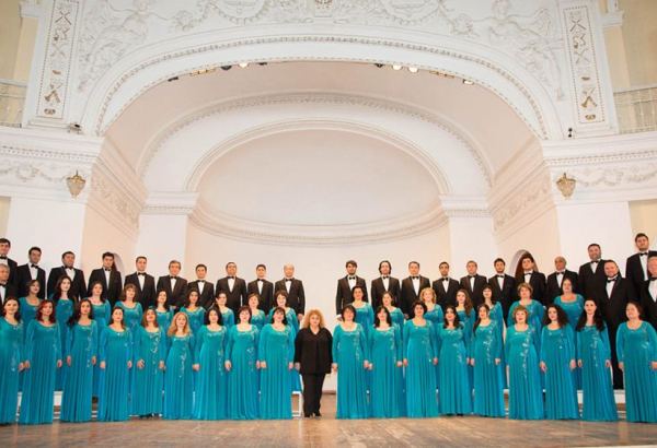 Солисты хоровой капеллы из дома исполнили Государственный гимн Азербайджана (ВИДЕО)