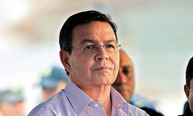 Экс-президент Гондураса Кальехас умер в США