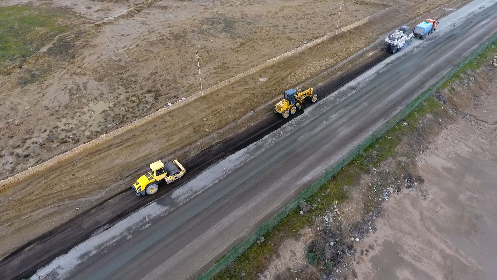 Masazır-Novxanı avtomobil yolunun 2.5 km-lik hissəsi yenidən qurulur (FOTO)