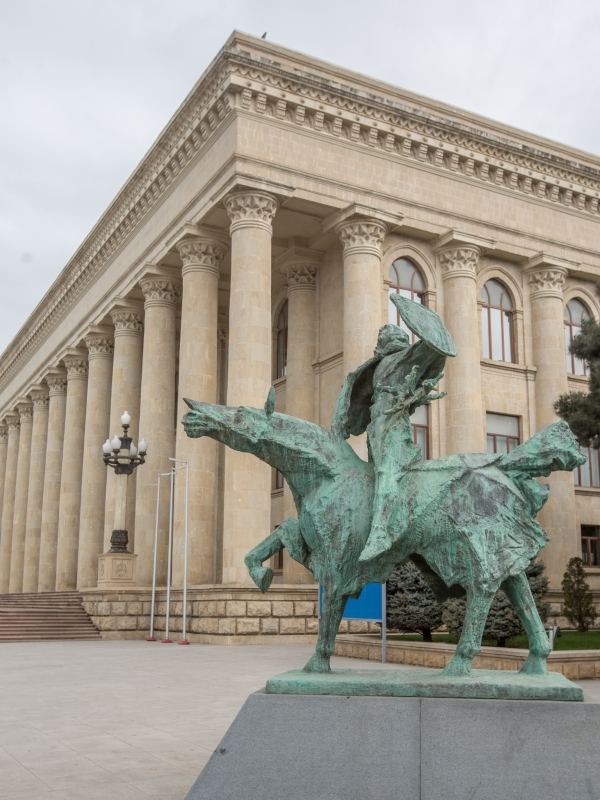 Музейный центр Азербайджана проводит онлайн-репортажи "Приобщение к миру прекрасного"