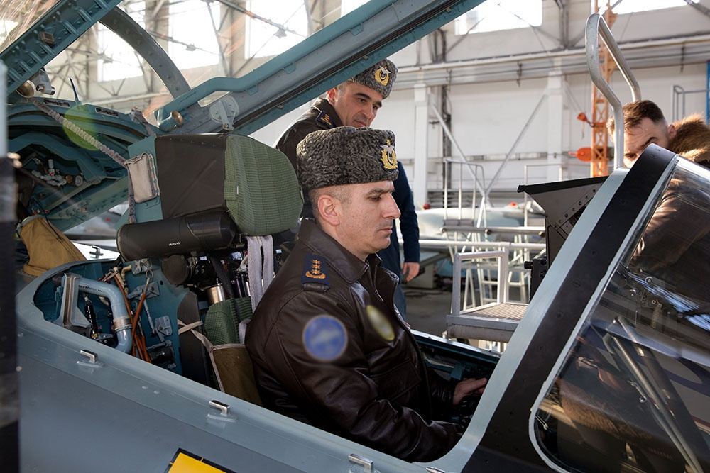 Представители ВВС Азербайджана посетили российские предприятия по производству боевых самолетов (ФОТО)