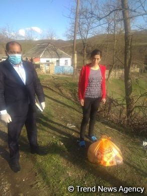 Deputat Arzu Nağıyev aztəminatlı, tənha yaşayan 50 ailəyə ərzaq yardımı edib (FOTO)