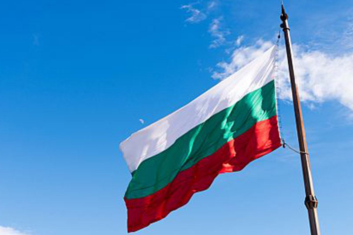 Экзитпол: ГЕРБ лидирует на досрочных выборах в Болгарии